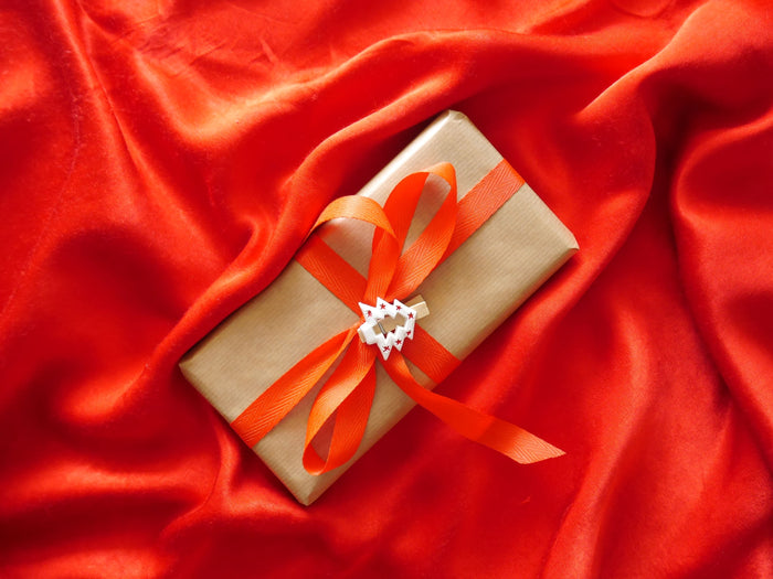 Couples : 10 idées cadeaux pimentées 